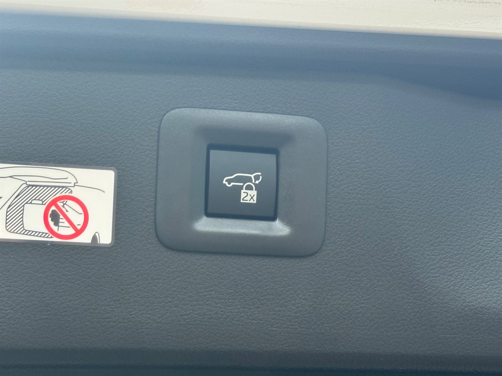 Used Toyota Alphard 2024 for sale - 77393644: Photo 63