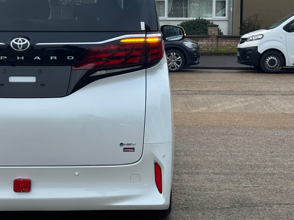 Used Toyota Alphard 2024 for sale - 77393644: Photo 67