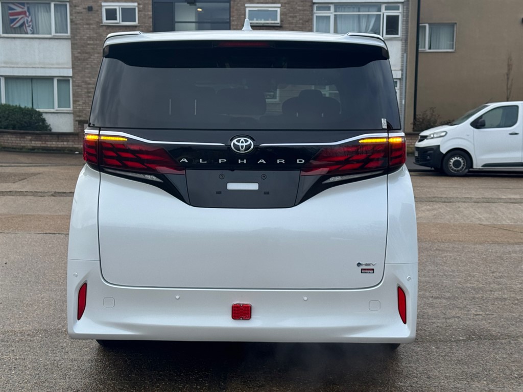 Used Toyota Alphard 2024 for sale - 77393644: Photo 68