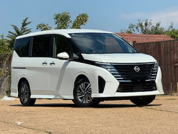 Used Nissan Serena 2025 for sale - 79270114: Photo