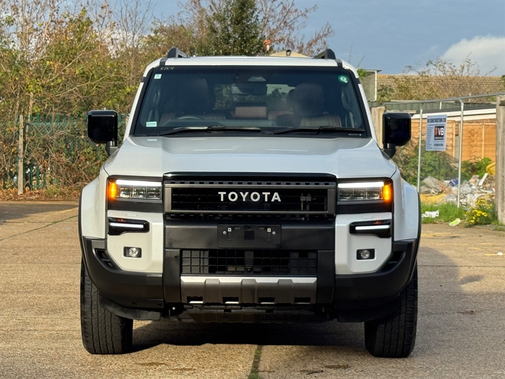 Used Toyota Land Cruiser 2024 for sale - 76563943: Photo 2