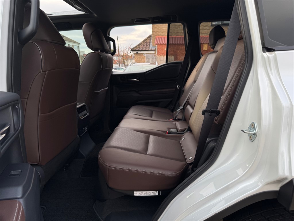 Used Toyota Land Cruiser 2024 for sale - 76563943: Photo 60