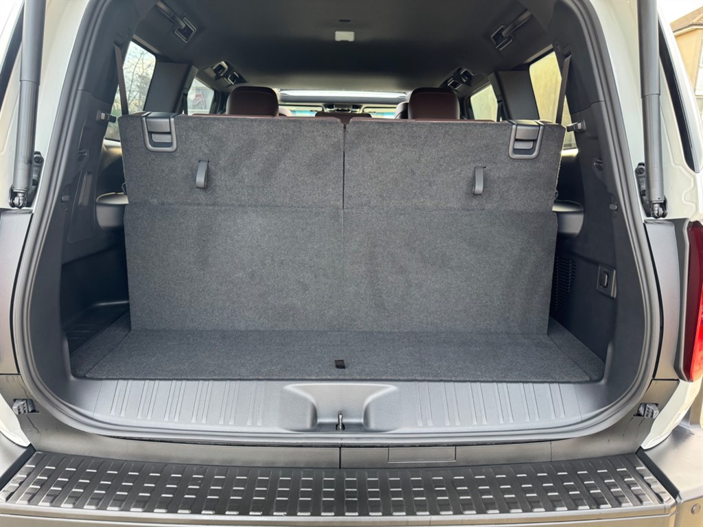 Used Toyota Land Cruiser 2024 for sale - 76563943: Photo 70