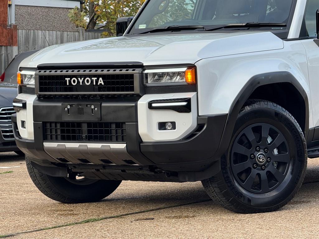 Used Toyota Land Cruiser 2024 for sale - 76563943: Photo 78