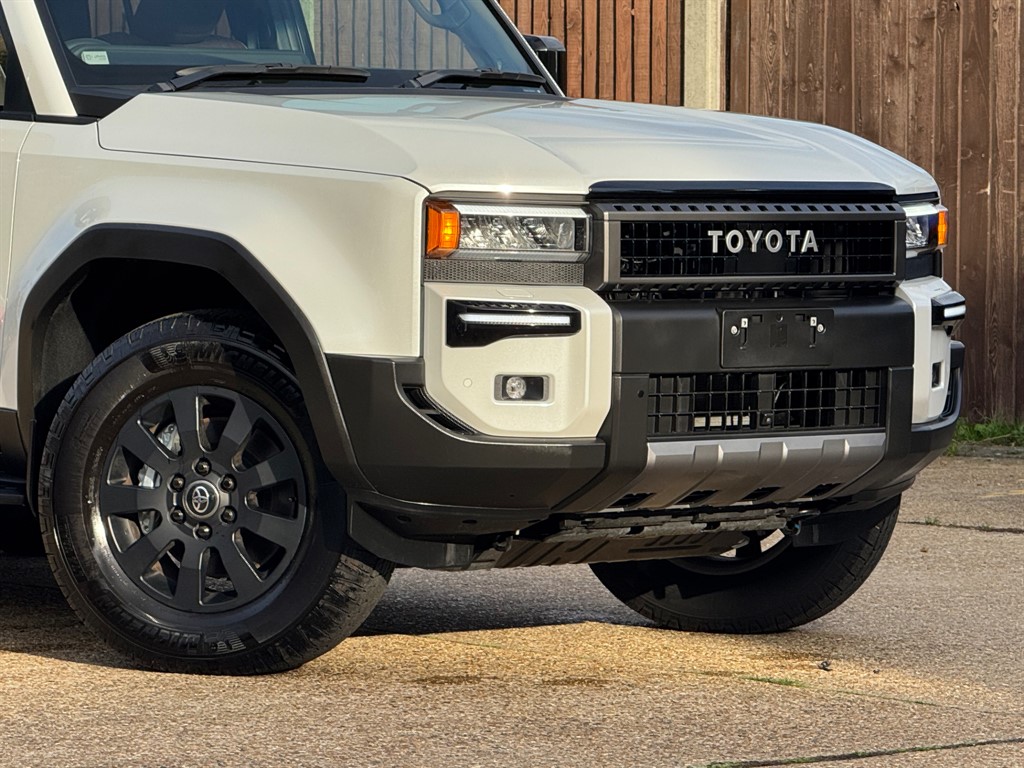 Used Toyota Land Cruiser 2024 for sale - 76563943: Photo 82