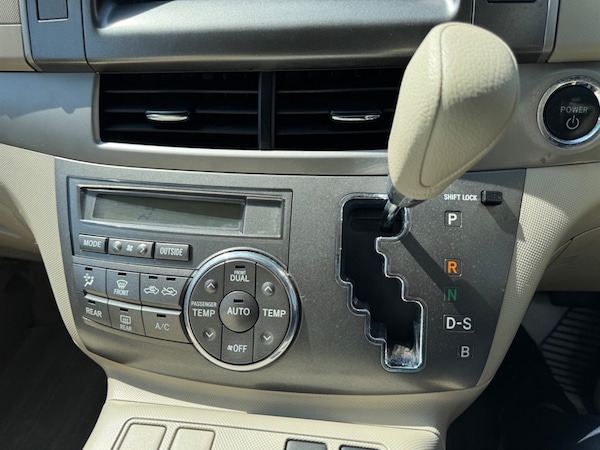 Used Toyota Estima 2009 for sale - 75571881: Photo 25