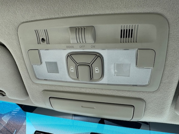 Used Toyota Estima 2009 for sale - 75571881: Photo 29