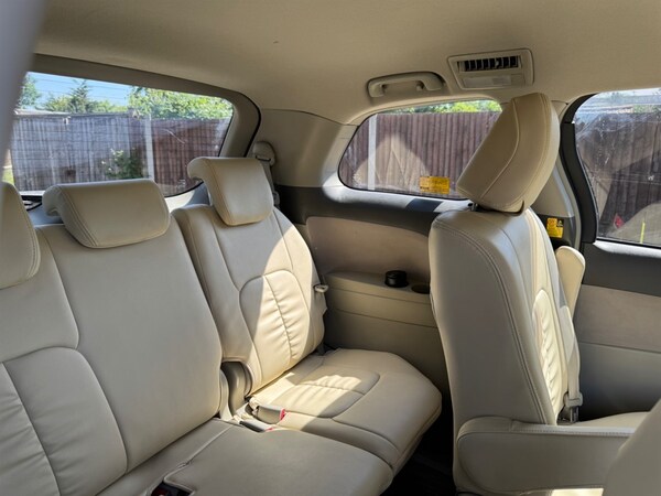 Used Toyota Estima 2009 for sale - 75571881: Photo 49
