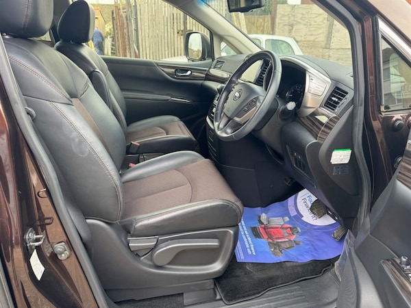Used Nissan Elgrand 2018 for sale - 75572337: Photo 11