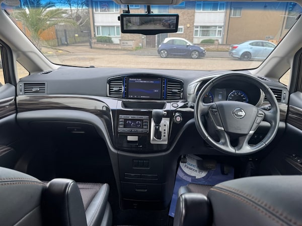 Used Nissan Elgrand 2018 for sale - 75572337: Photo 20