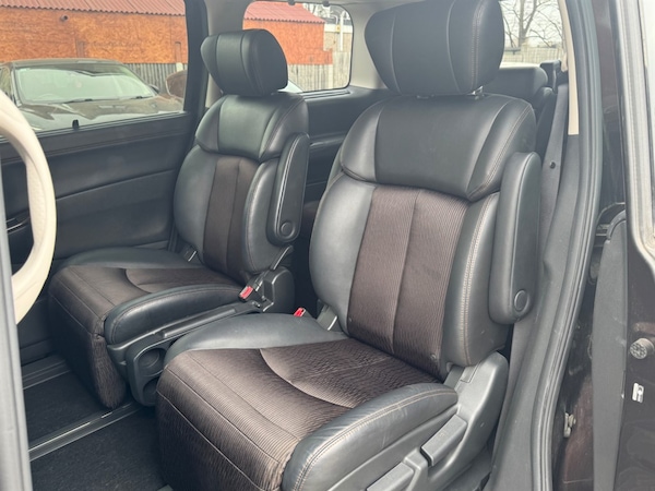Used Nissan Elgrand 2018 for sale - 75572337: Photo 42