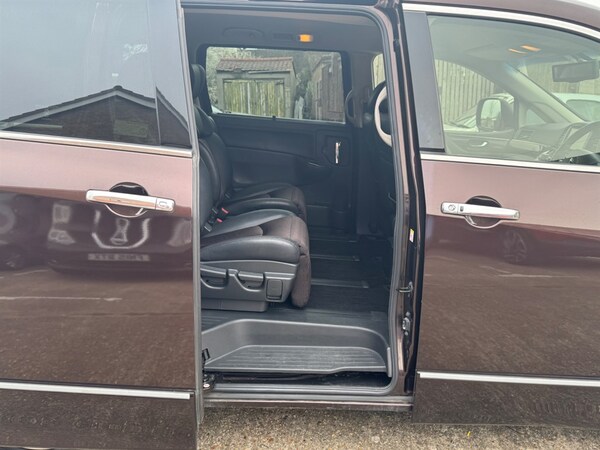 Used Nissan Elgrand 2018 for sale - 75572337: Photo 46
