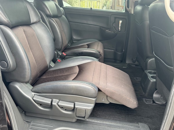 Used Nissan Elgrand 2018 for sale - 75572337: Photo 48