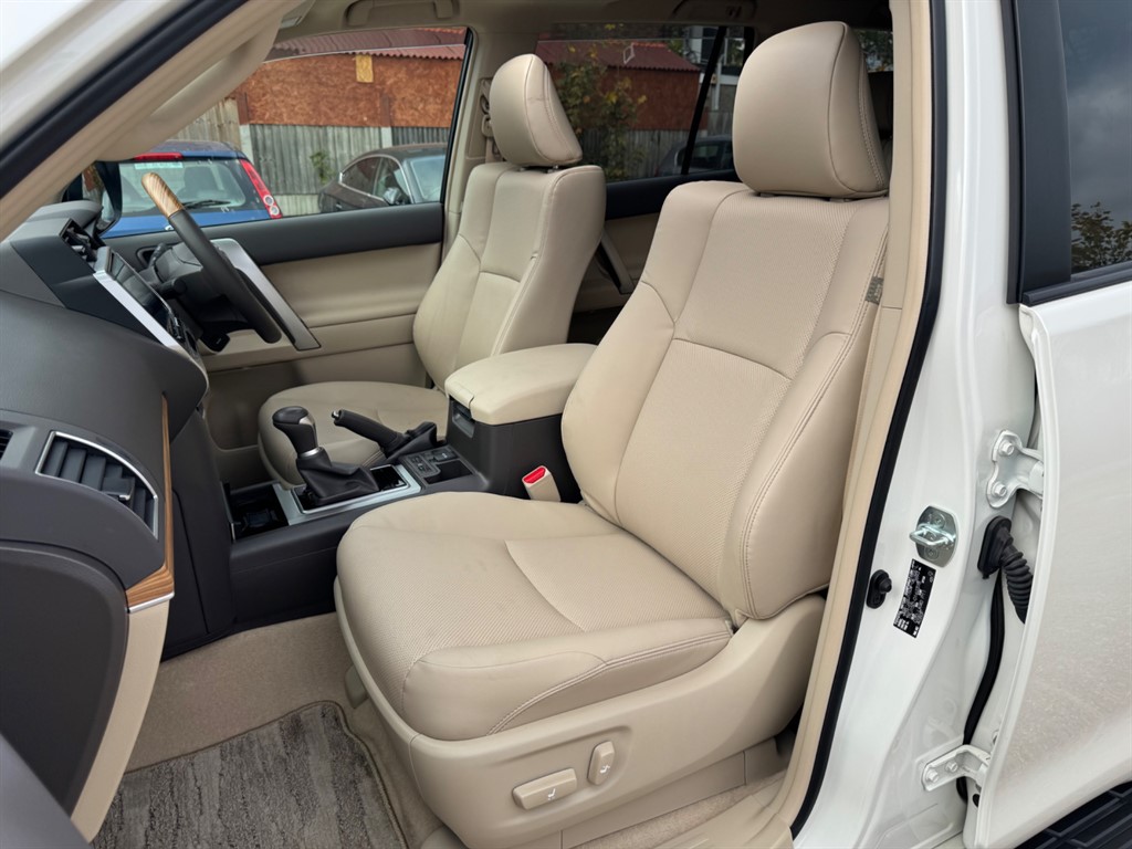 Used Toyota Land Cruiser 2023 for sale - 76532401: Photo 20