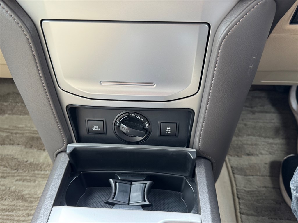 Used Toyota Land Cruiser 2023 for sale - 76532401: Photo 30