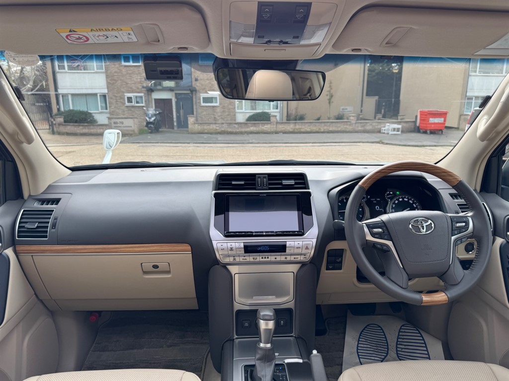 Used Toyota Land Cruiser 2023 for sale - 76532401: Photo 47