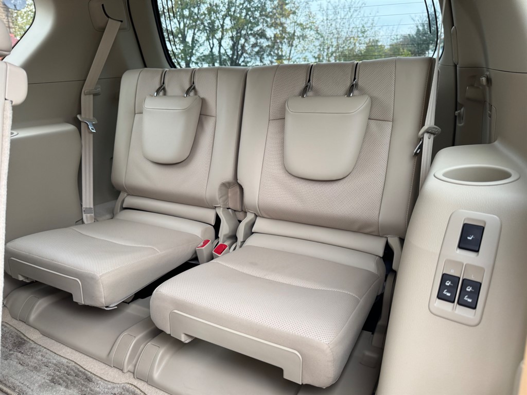 Used Toyota Land Cruiser 2023 for sale - 76532401: Photo 63