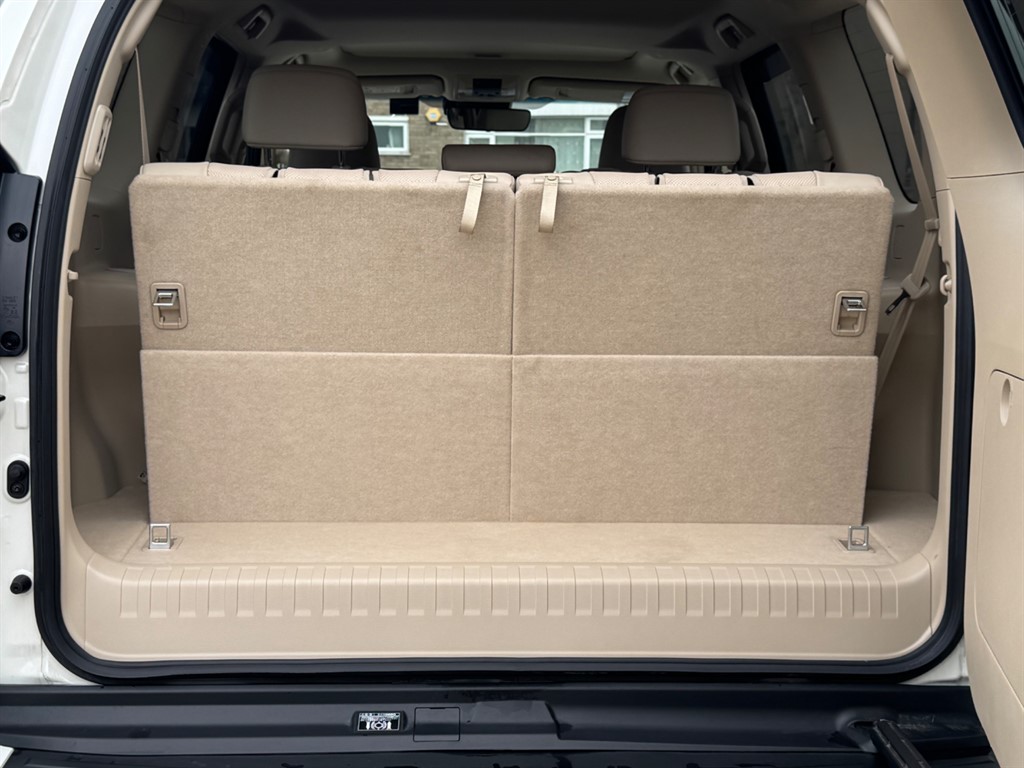 Used Toyota Land Cruiser 2023 for sale - 76532401: Photo 70