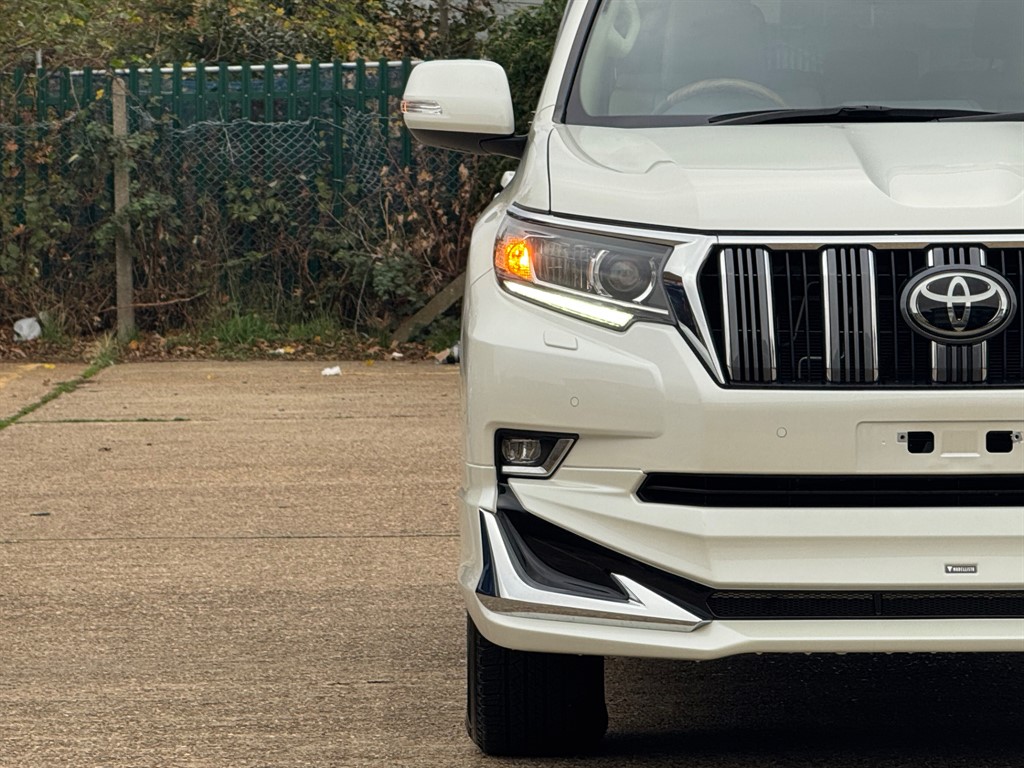 Used Toyota Land Cruiser 2023 for sale - 76532401: Photo 84