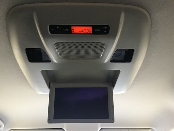 Used Nissan Elgrand 2012 for sale - 75571137: Photo 40
