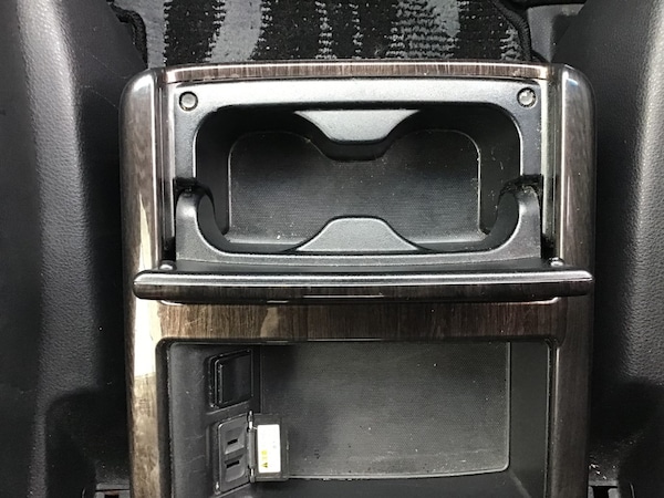 Used Nissan Elgrand 2012 for sale - 75571137: Photo 50