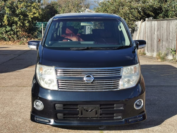 Used Nissan Elgrand 2008 for sale - 75570744: Photo 2