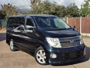Used Nissan Elgrand 2008 for sale - 75570744: Photo