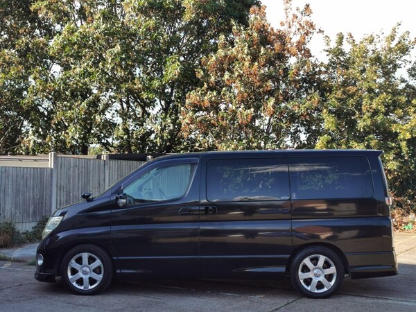 Used Nissan Elgrand 2008 for sale - 75570744: Photo 9