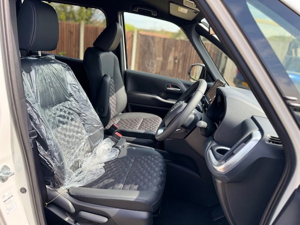 Used Toyota Voxy 2024 for sale - 75570908: Photo 13
