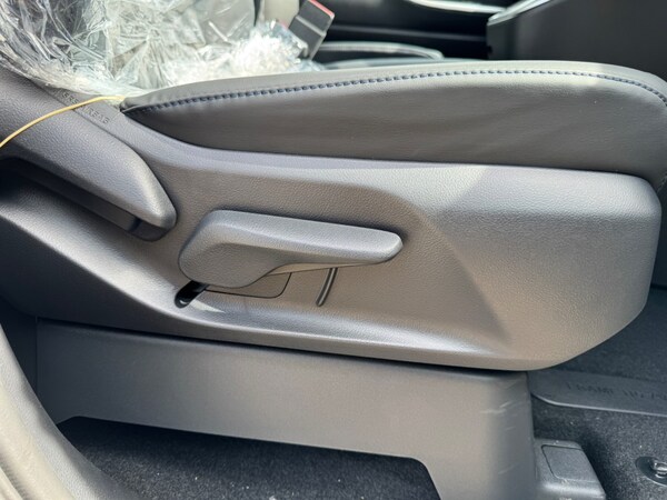 Used Toyota Voxy 2024 for sale - 75570908: Photo 41