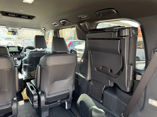 Used Toyota Voxy 2024 for sale - 75570908: Photo 74