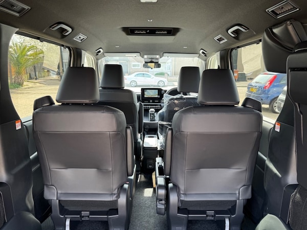 Used Toyota Voxy 2024 for sale - 75570908: Photo 75