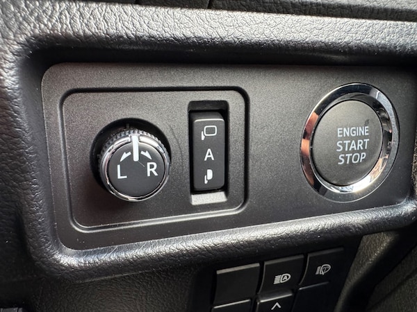Used Toyota Landcruiser 2023 for sale - 75570772: Photo 38