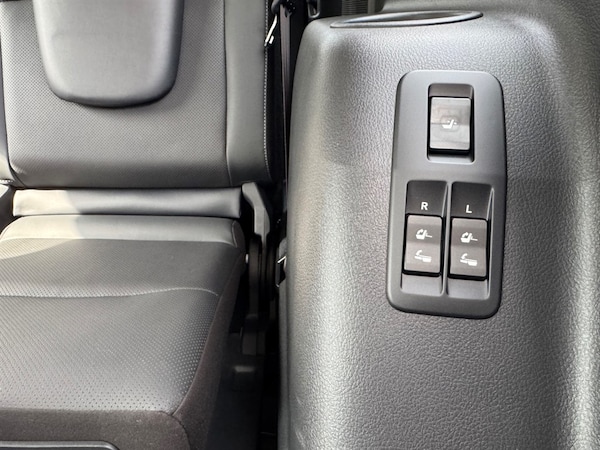 Used Toyota Landcruiser 2023 for sale - 75570772: Photo 62