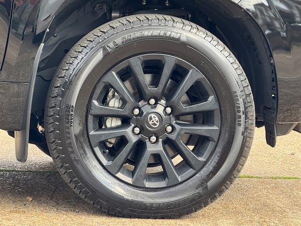 Used Toyota Landcruiser 2023 for sale - 75570772: Photo 70