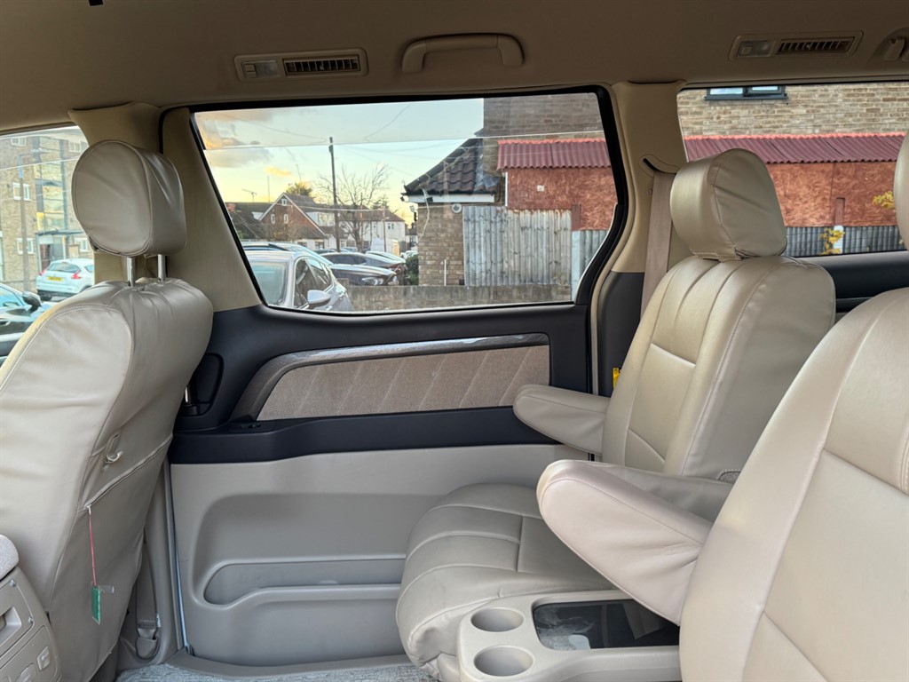 Used Toyota Alphard 2023 for sale - 76758055: Photo 47