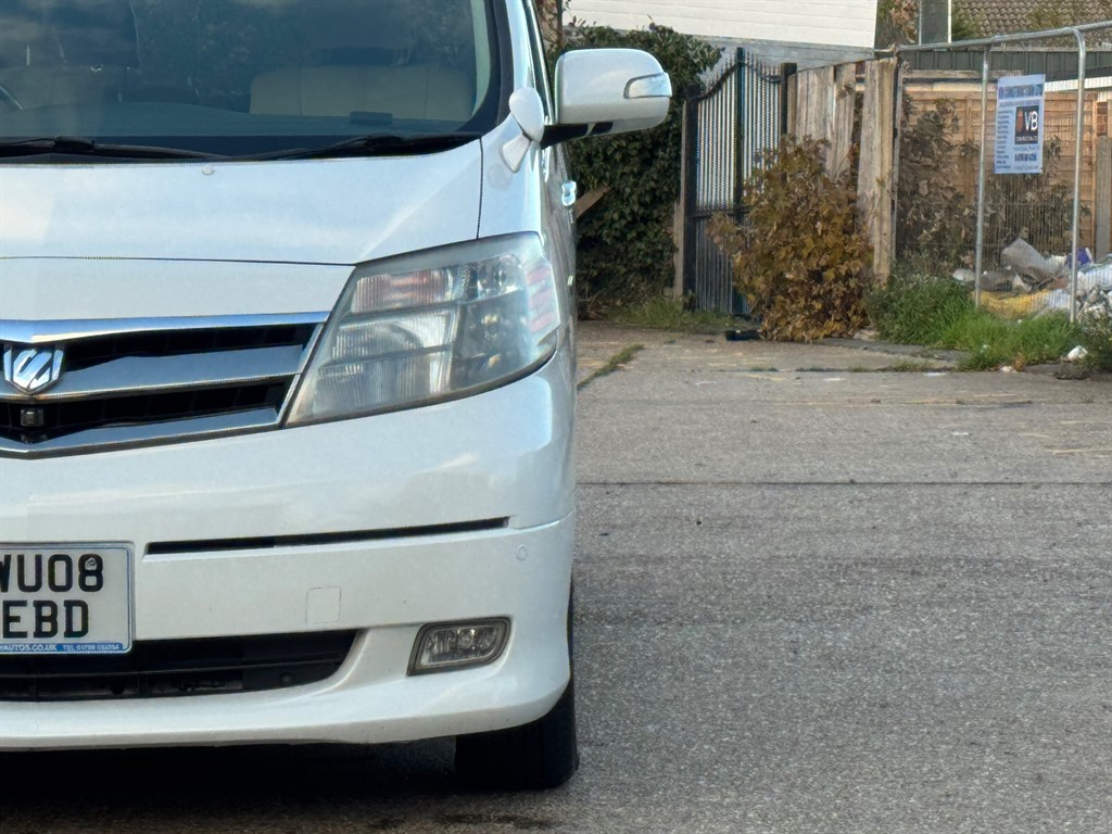 Used Toyota Alphard 2023 for sale - 76758055: Photo 67