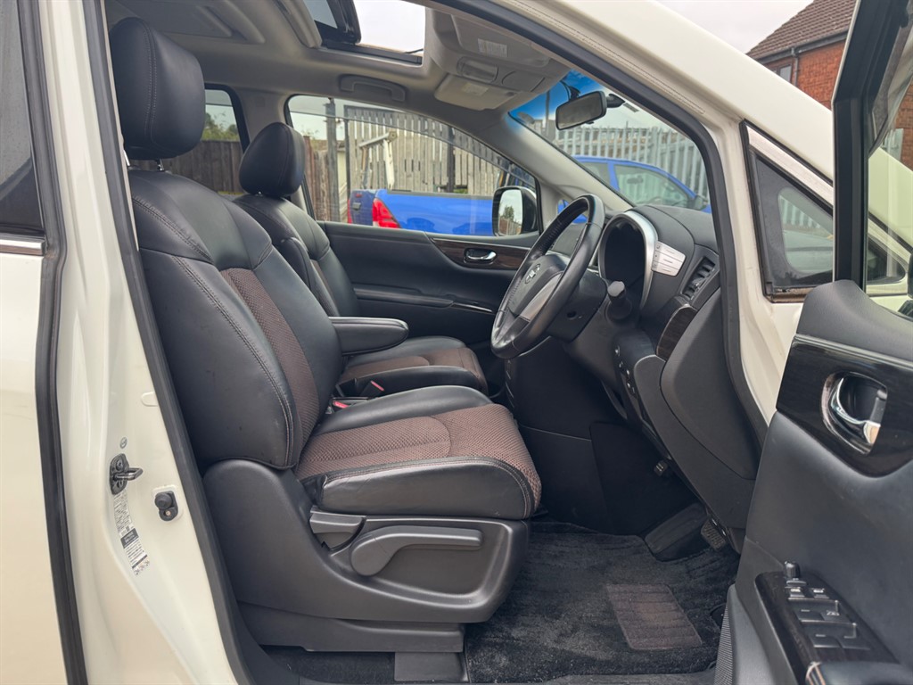 Used Nissan Elgrand 2012 for sale - 76261791: Photo 10