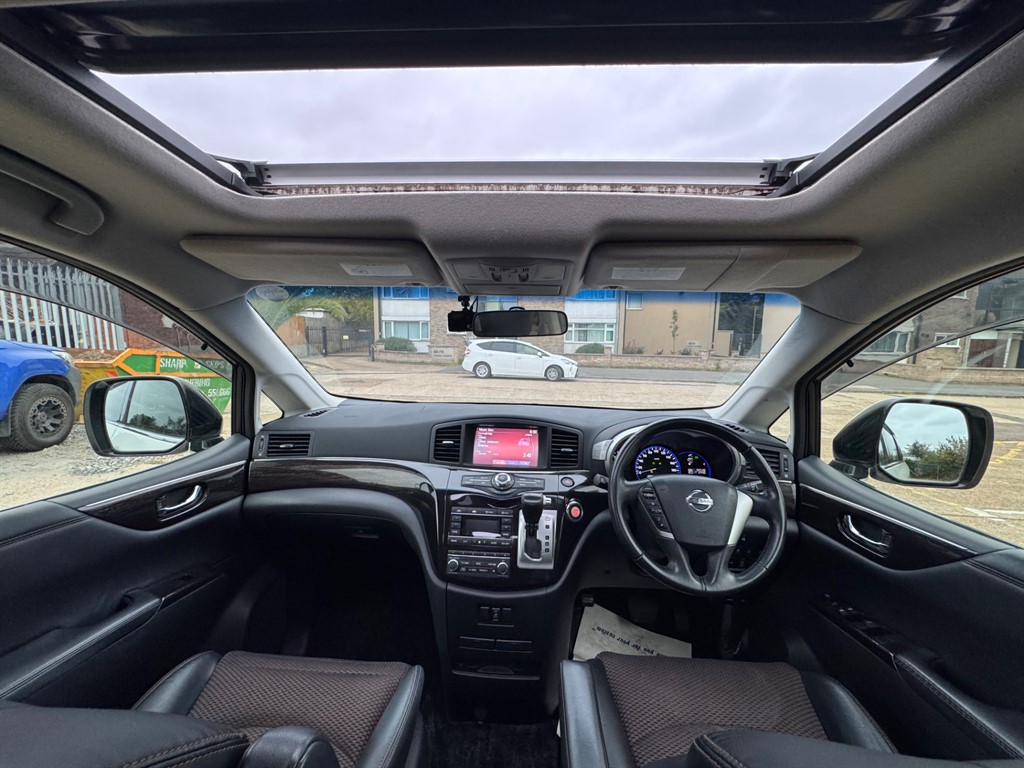 Used Nissan Elgrand 2012 for sale - 76261791: Photo 19