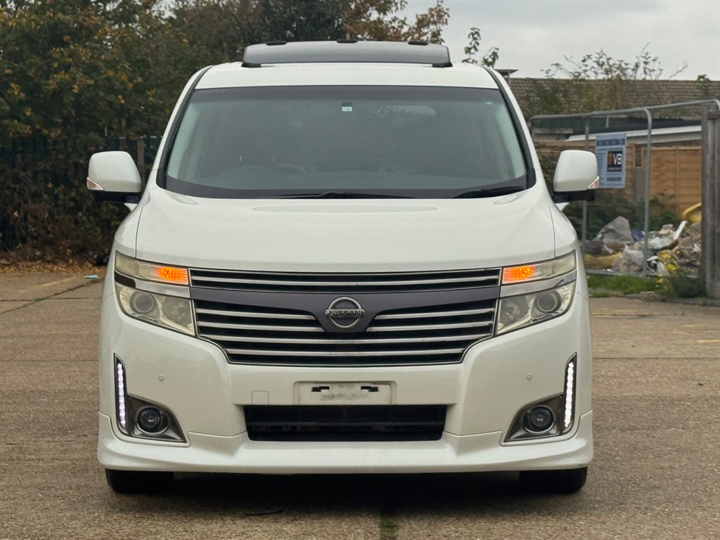 Used Nissan Elgrand 2012 for sale - 76261791: Photo 2