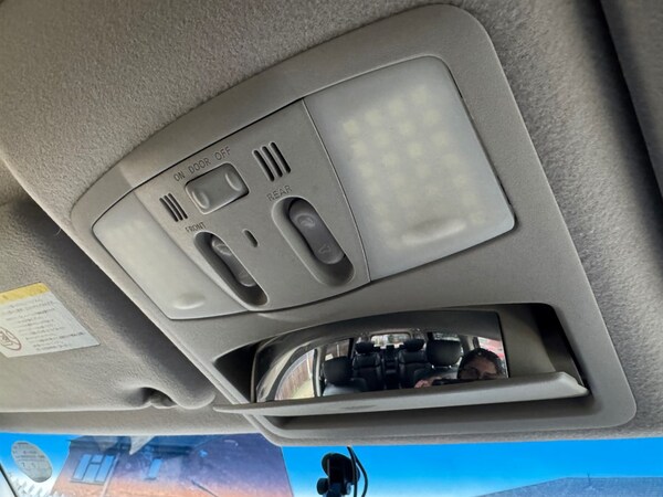 Used Nissan Elgrand 2012 for sale - 76261791: Photo 29