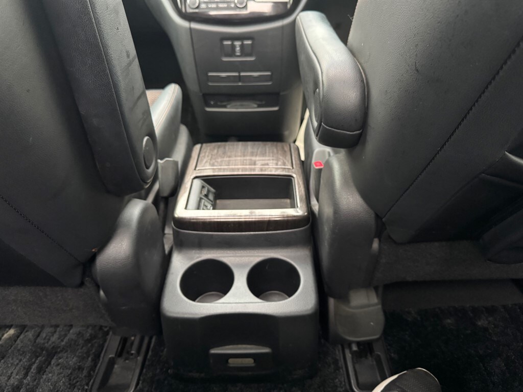 Used Nissan Elgrand 2012 for sale - 76261791: Photo 43