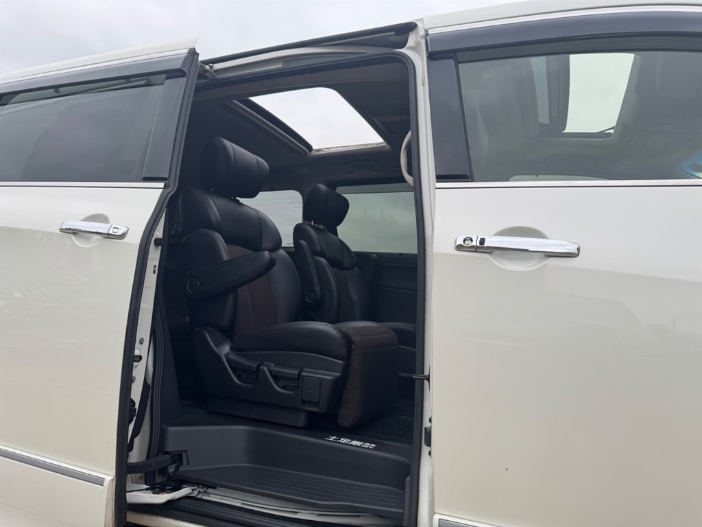 Used Nissan Elgrand 2012 for sale - 76261791: Photo 45