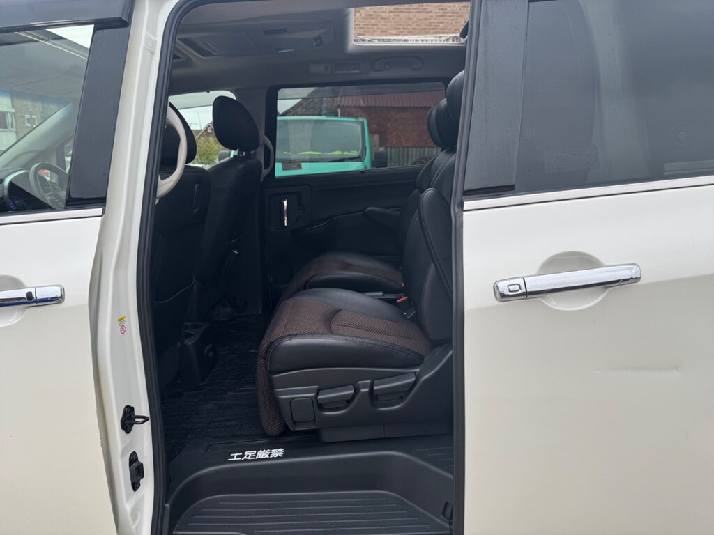 Used Nissan Elgrand 2012 for sale - 76261791: Photo 48