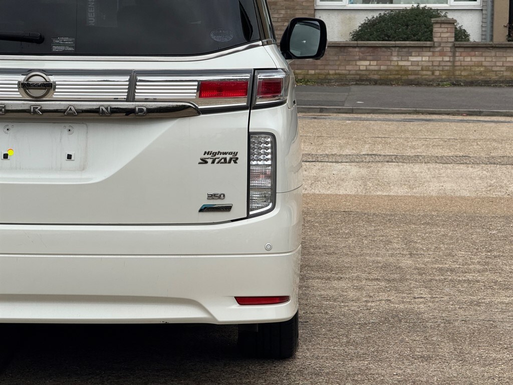 Used Nissan Elgrand 2012 for sale - 76261791: Photo 66