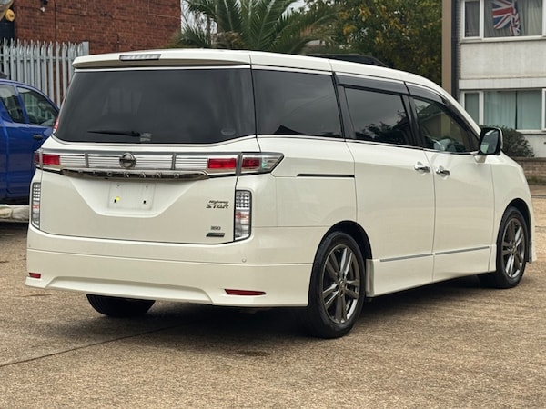 Used Nissan Elgrand 2012 for sale - 76261791: Photo 6