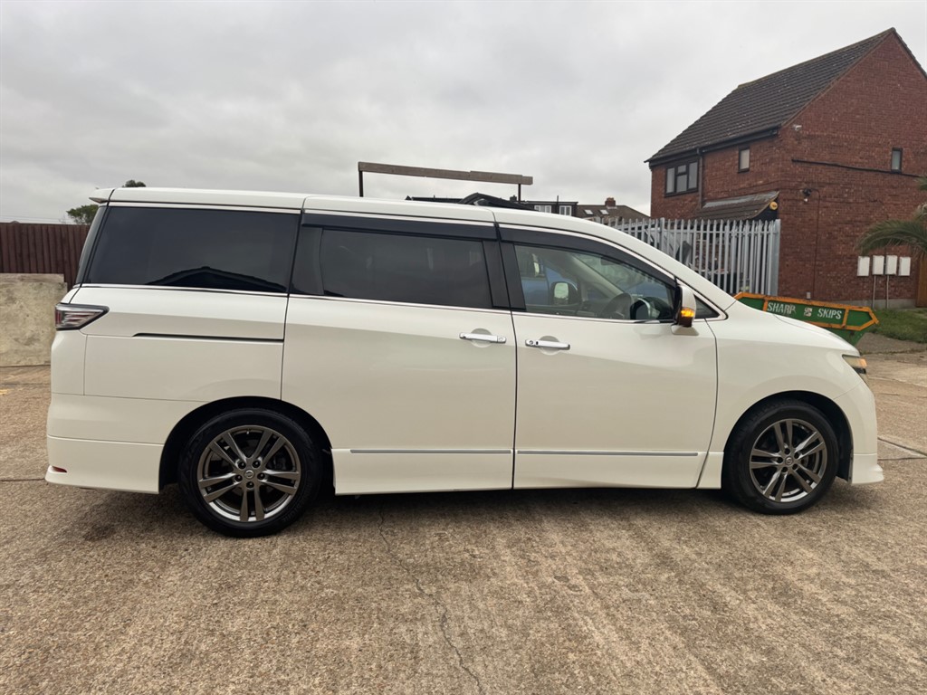 Used Nissan Elgrand 2012 for sale - 76261791: Photo 7