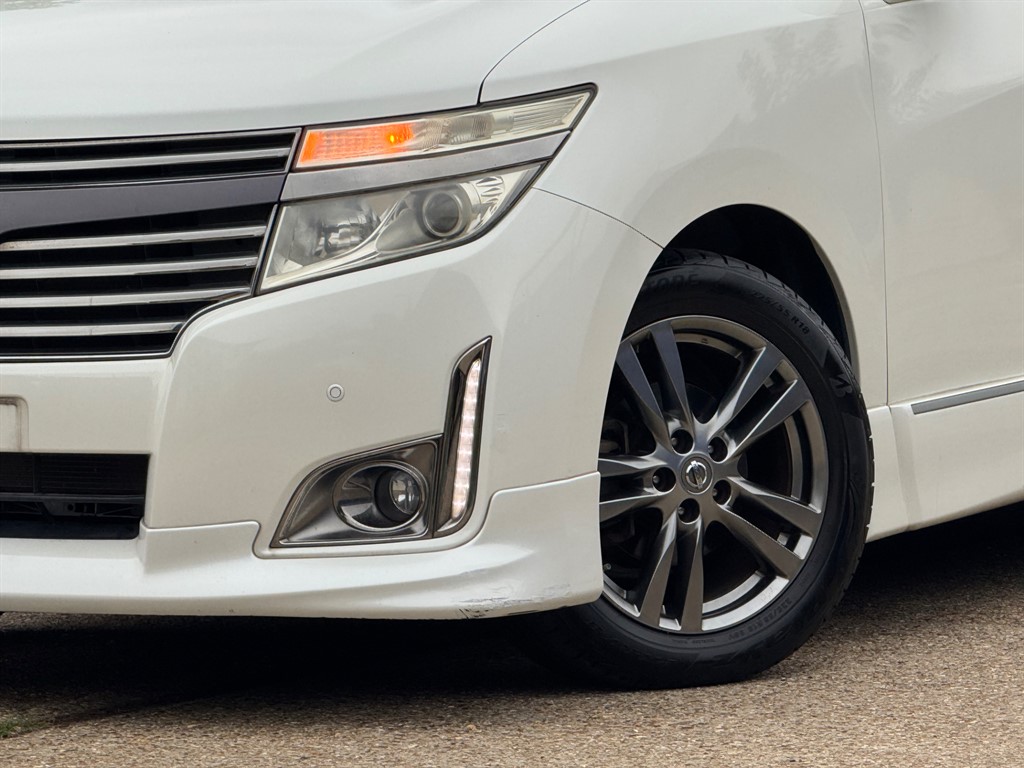 Used Nissan Elgrand 2012 for sale - 76261791: Photo 70