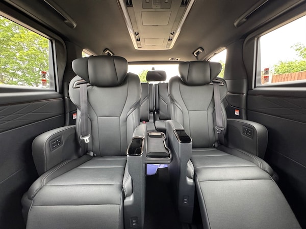 Used Toyota Alphard 2025 for sale - 75572035: Photo 46