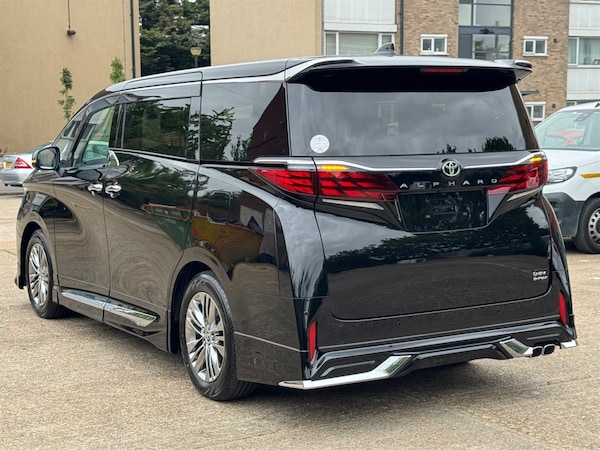 Used Toyota Alphard 2025 for sale - 75572035: Photo 4